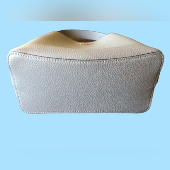 NWOT Coach 2021 Small Town (Mollie) Bucket Bag (Style #1171) Discontinued Color - Picture 5 of 16